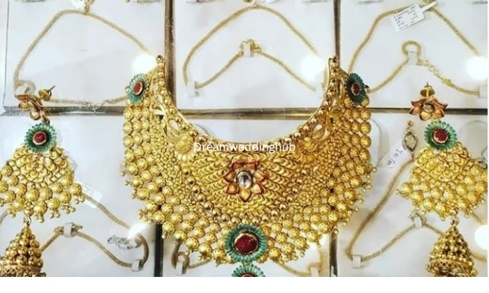 Vijayalakshmi jeweler